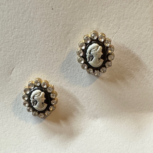 Jewelry - Elegant Cameo Stud Earrings with Crystal Accents